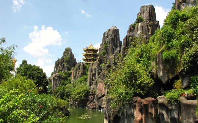 di-san-van-hoa-mien-trung-viet-nam-06-lins-vietnam