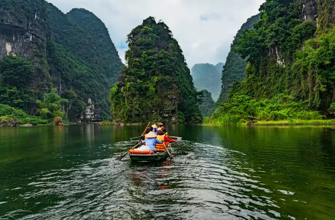 Tam Cốc Bích Động