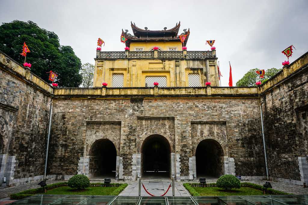 khảo cổ hoàng thành thăng long