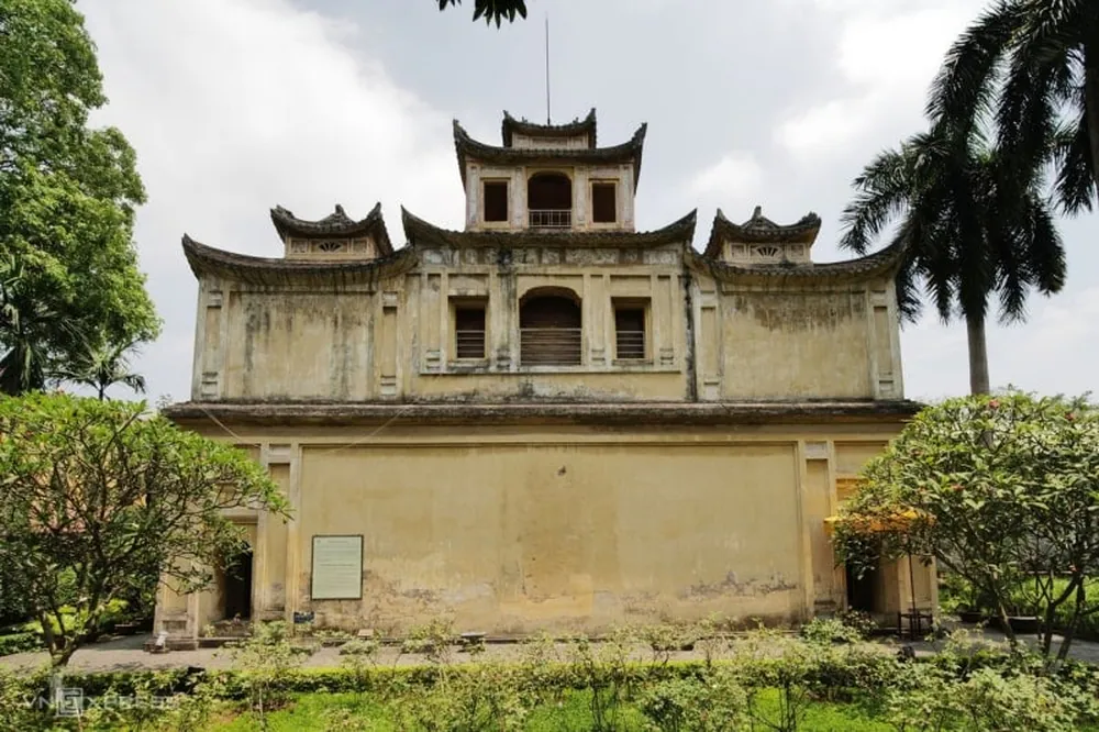 khảo cổ hoàng thành thăng long