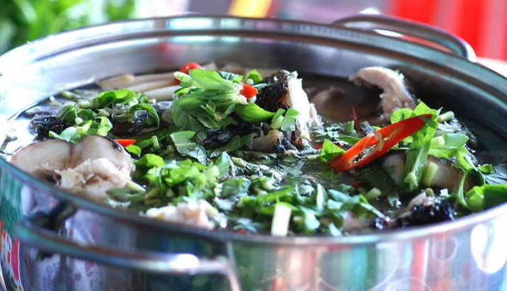 lẩu lá rừng