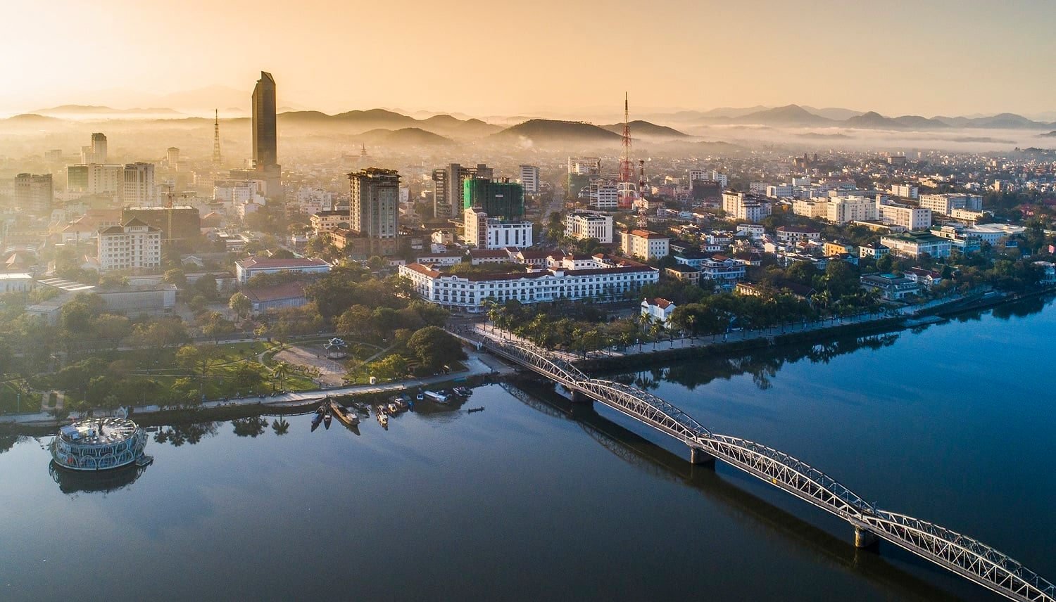 Huế