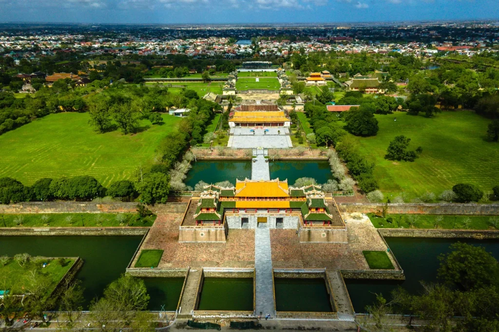 Huế