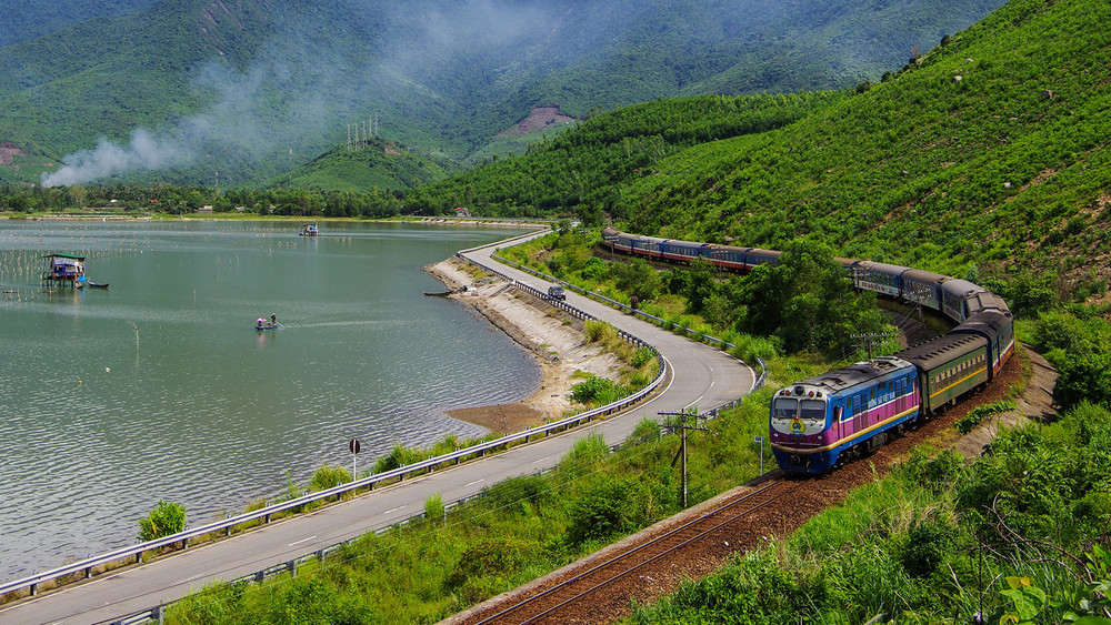 Du lịch đường sắt Việt Nam